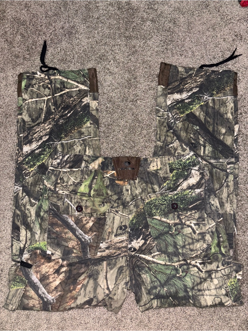 Mossy Oak Men’s Mossy Camo Cargo Pants - Green/Brown 28-30 - Picture 3 of 5